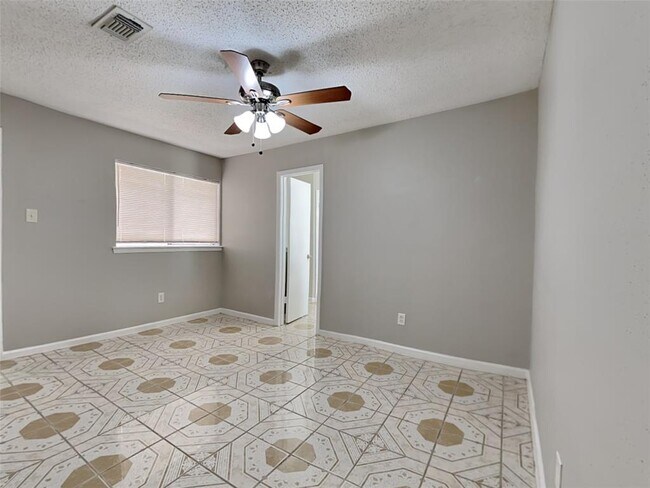 Building Photo - 7434 Tetela Dr