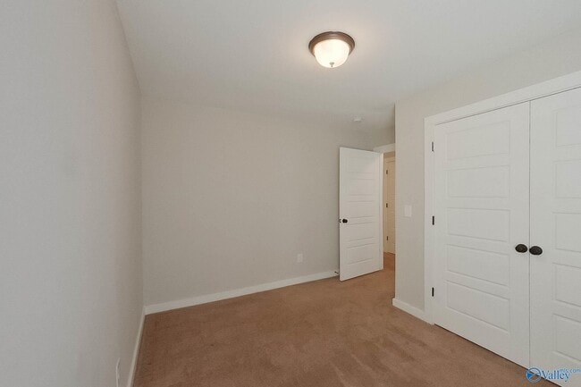 Building Photo - 44 Maple Leaf Dr