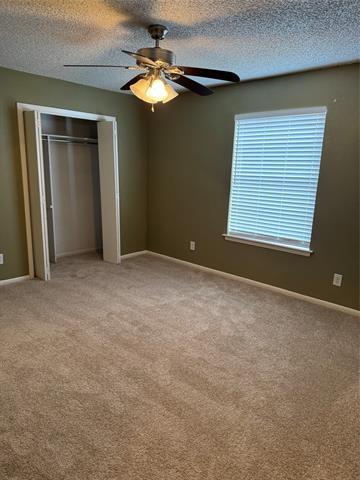 Building Photo - 3313 Meadowlark Ln