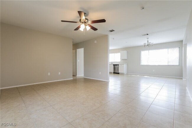 Building Photo - 3850 Pan American Blvd