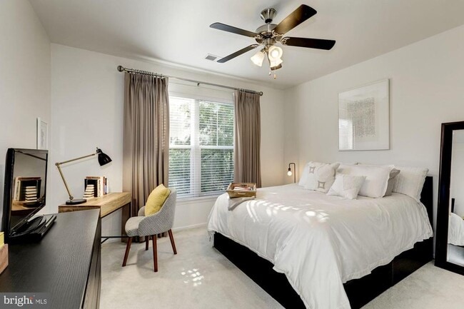 Building Photo - 11800 Old Georgetown Rd