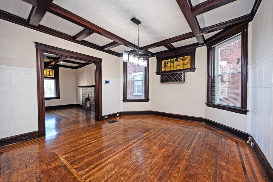 Building Photo - 1415 Locust St