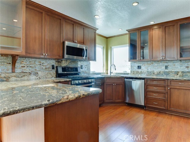 Building Photo - 834 15th St