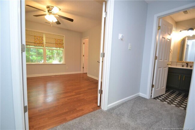 Building Photo - 308 Black Bird Ct