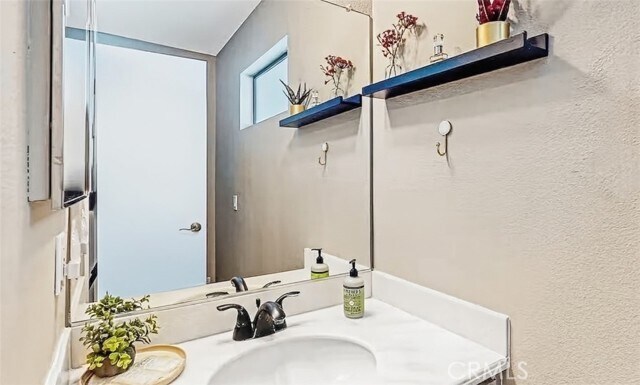 Building Photo - 40131 Baltusrol Cir