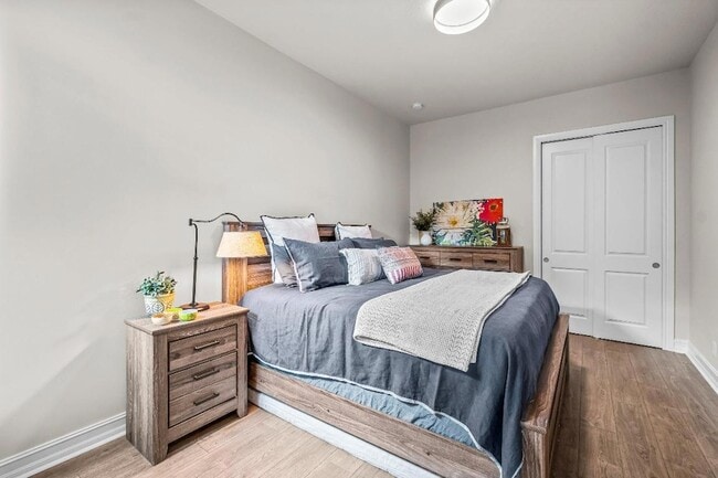 Building Photo - 114 Carmela Ct