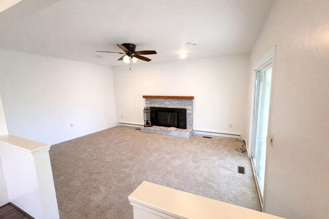 Building Photo - Shawnee Country Home – Newly Renovated Ranch with 2-Car Garage
