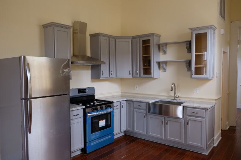 Building Photo - 410 Pacific Ave