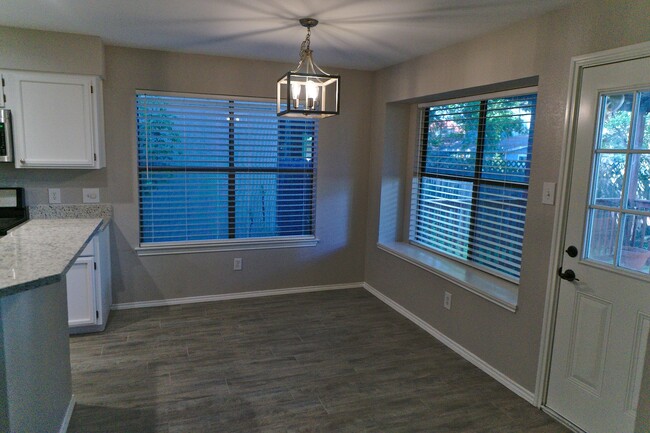 Dining nook - 12905 Modena Trail