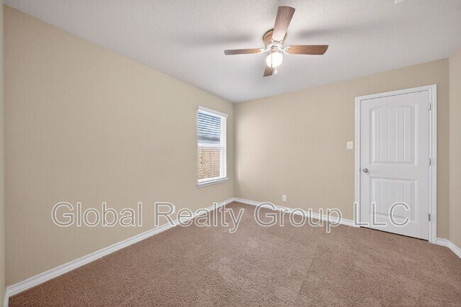 Building Photo - 8710 Fischer Falls