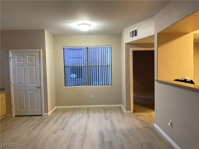 Building Photo - 8000 W Badura Ave
