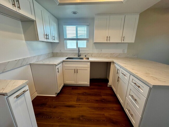 Building Photo - 3540 Christine Cir