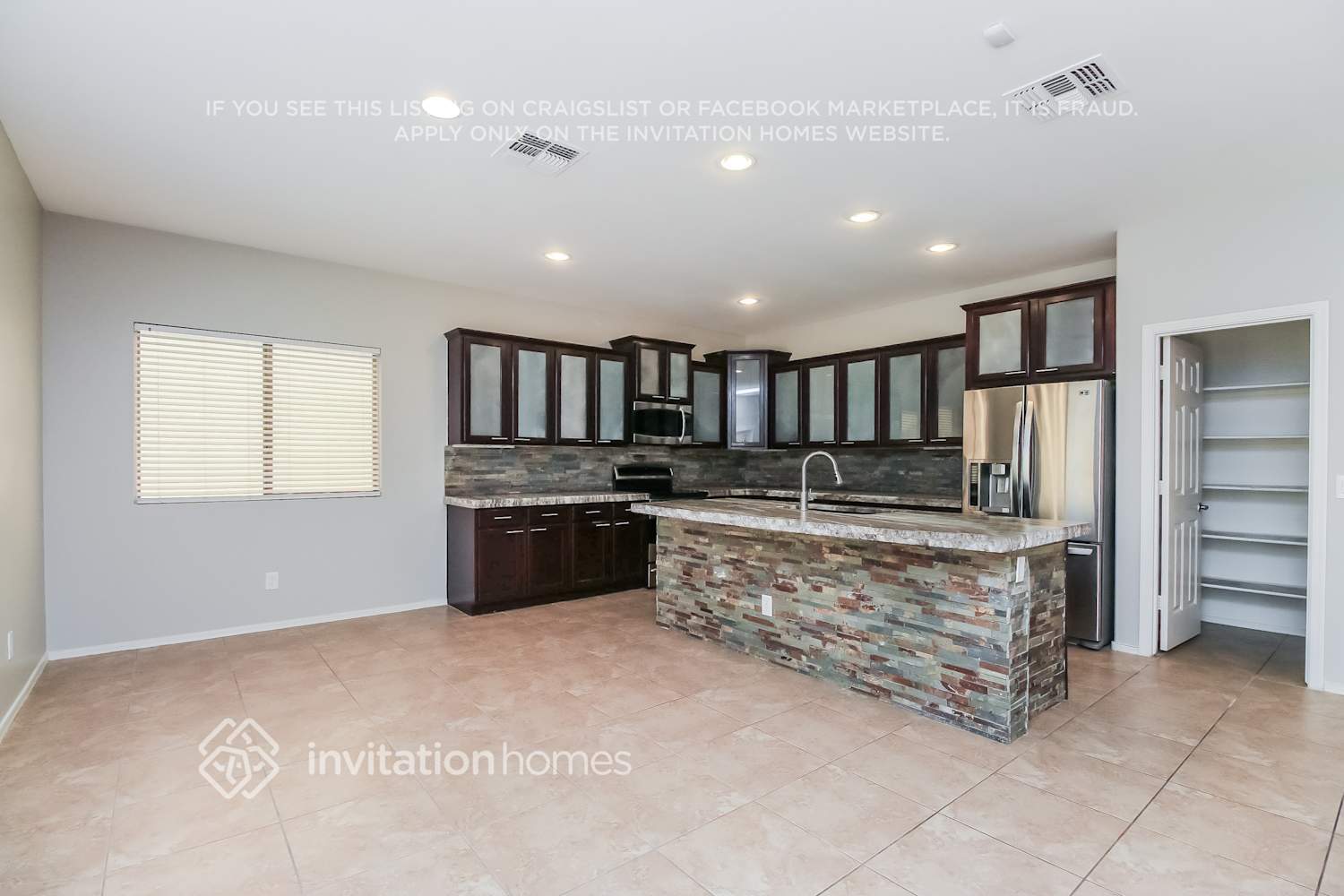 Building Photo - 4657 E Odessa Dr