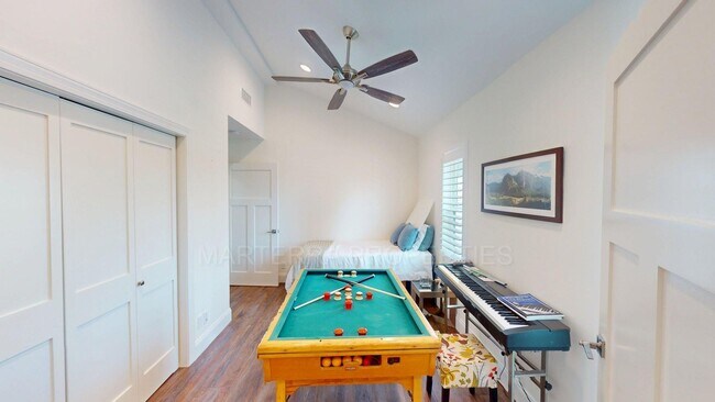 Building Photo - Beautiful home In Eastside Costa Mesa