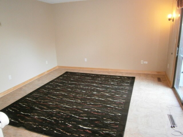 Building Photo - 7688 Dunmore Rd