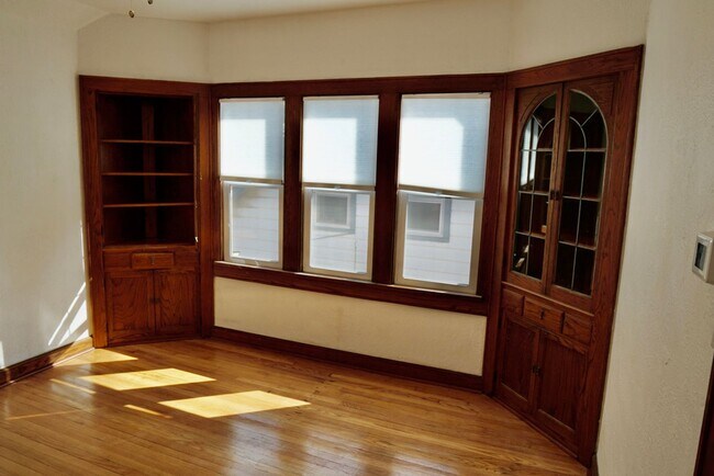 Building Photo - 3621 N 15th St