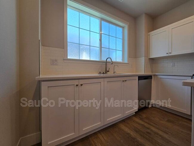 Building Photo - 16063 NW Pristine Ln