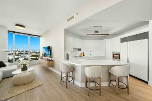 Building Photo - 100 South Pointe Dr