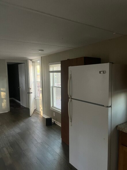 Building Photo - 4800 Waxhaw Indian Trail Rd