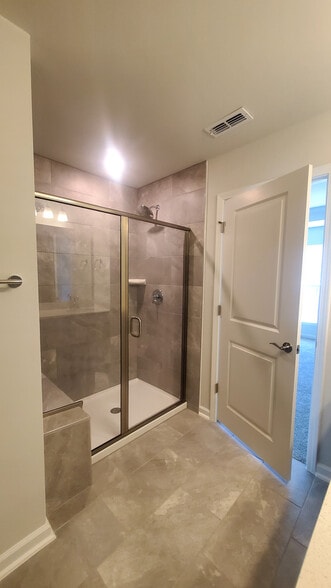 Building Photo - 906 Plum Creek Pl