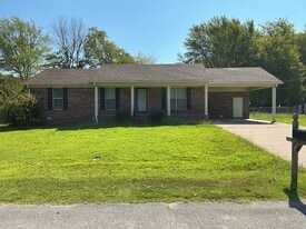 Building Photo - 36 Randi Dr