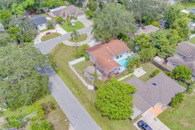 Building Photo - 10842 61st Ave