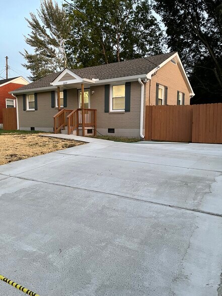 Building Photo - 2609 Buchanan St