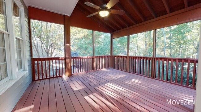 Building Photo - 203 Rose Valley Woods Dr