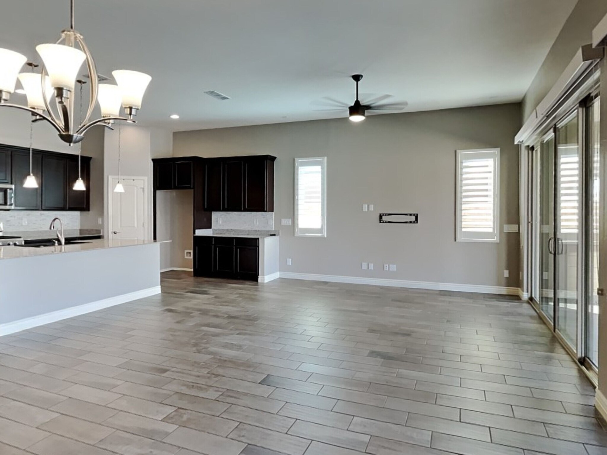Building Photo - 22530 E Tierra Grande
