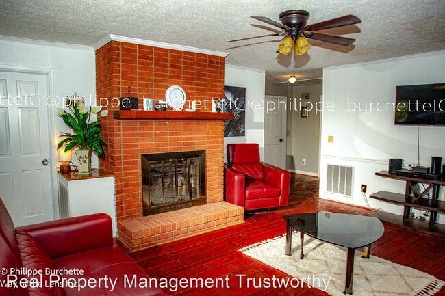 Building Photo - 2 br, 1.5 bath House - 4714 Allensville Road,