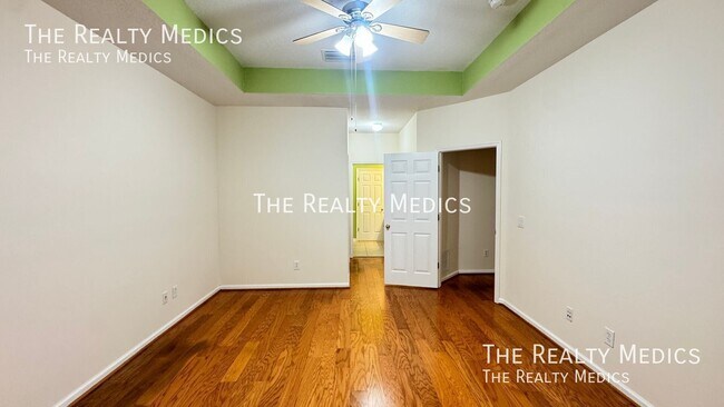 Building Photo - 626 Fern Lake Dr