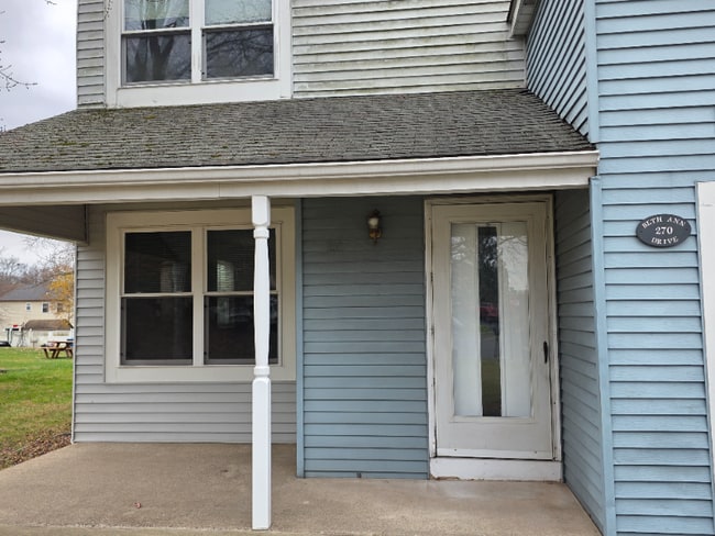 Building Photo - 270 Beth Ann Dr