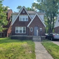Building Photo - 15018 Hubbell Ave