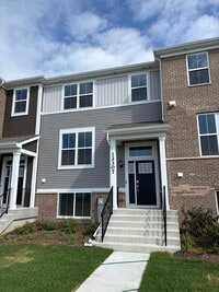 Building Photo - 12307 Tinsley St