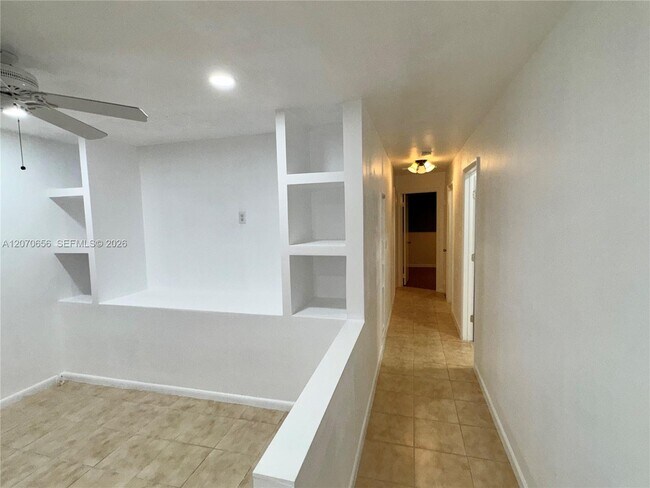 Building Photo - 18225 SW 94th Ave