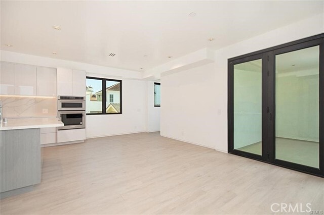 Building Photo - 423 Orchid Ave