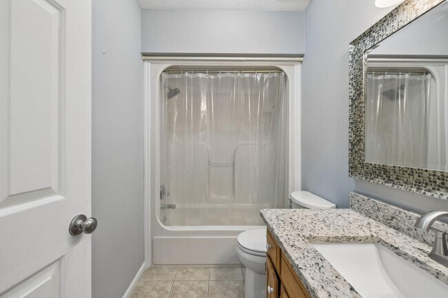 Building Photo - 107 Keri Dr