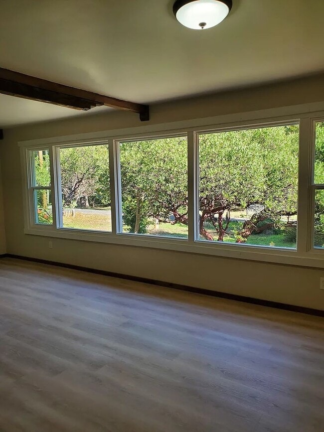Building Photo - Welcome Home to Karas Lane. In the Country...