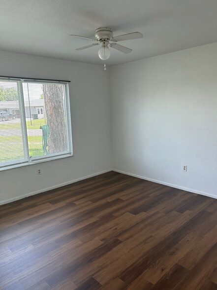 Building Photo - 6845 Etna Ct