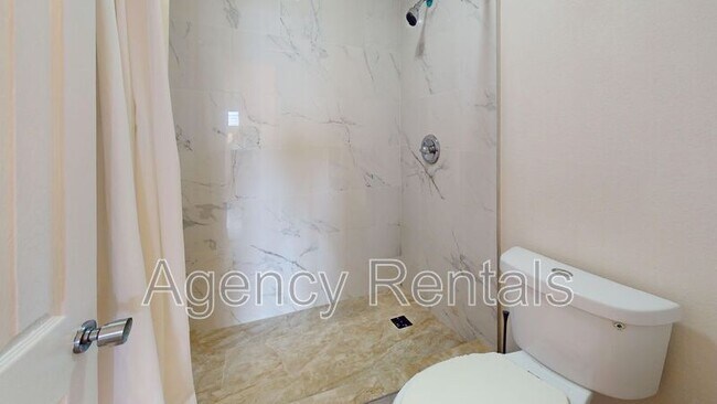 Building Photo - 98-1403 Kaahumanu Street #B