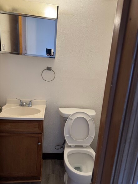 Building Photo - 4534 Apple Orchard Ln