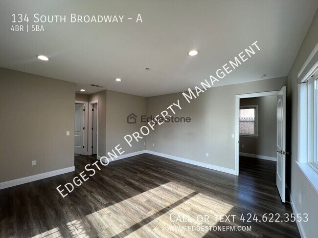 Building Photo - 134 S Broadway