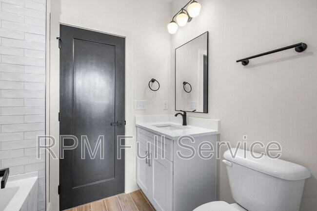 Building Photo - 4021 Clarksville Pike