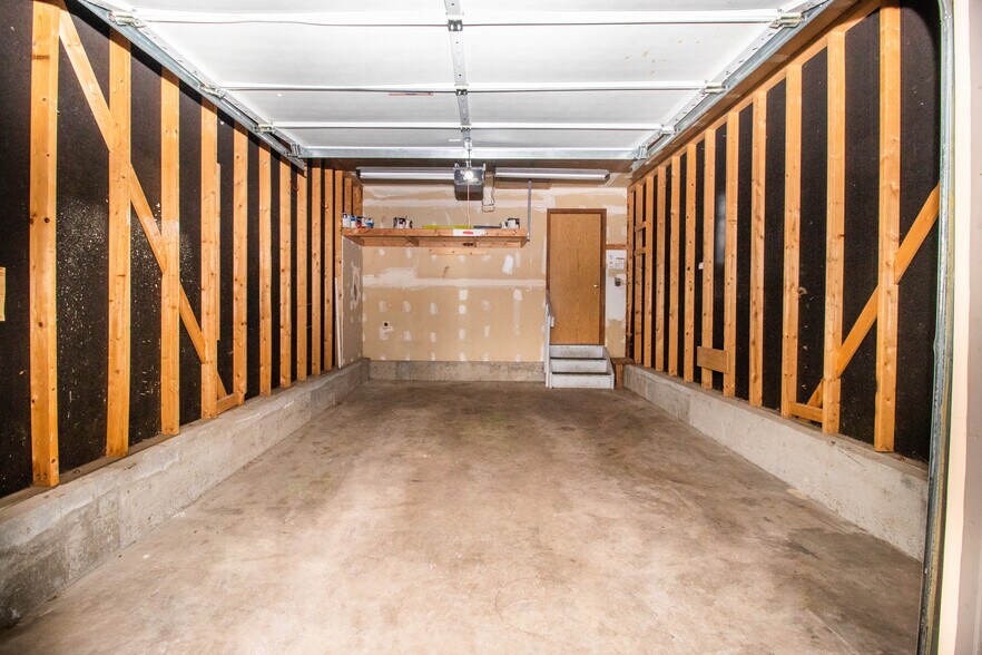 Building Photo - 5742 Stoney Pass Dr