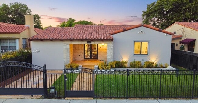 Building Photo - 3069 SW 21st St