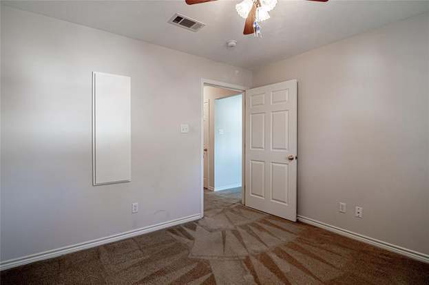 Building Photo - 203 Pine Valley