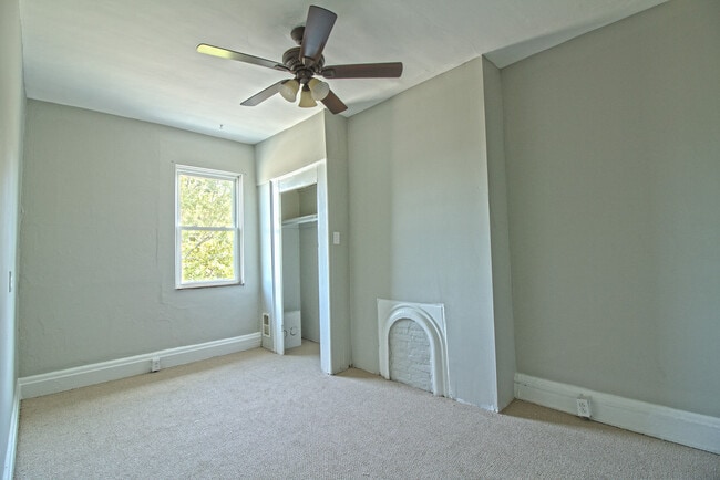 Building Photo - 1817 Jancey St