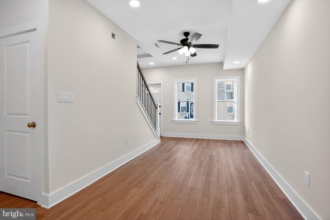 Building Photo - 344 Grove St