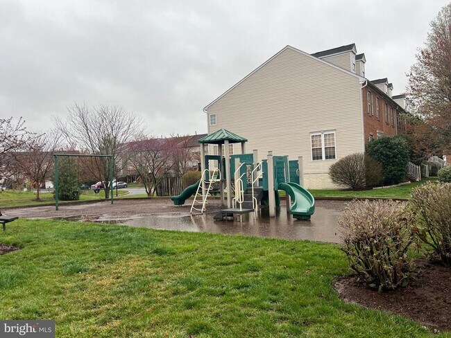 Building Photo - 1822 Wheyfield Dr