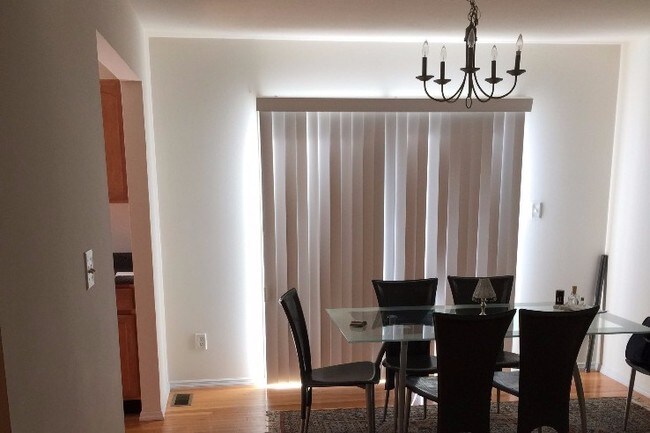 Building Photo - 1350 Parkview Estates Dr